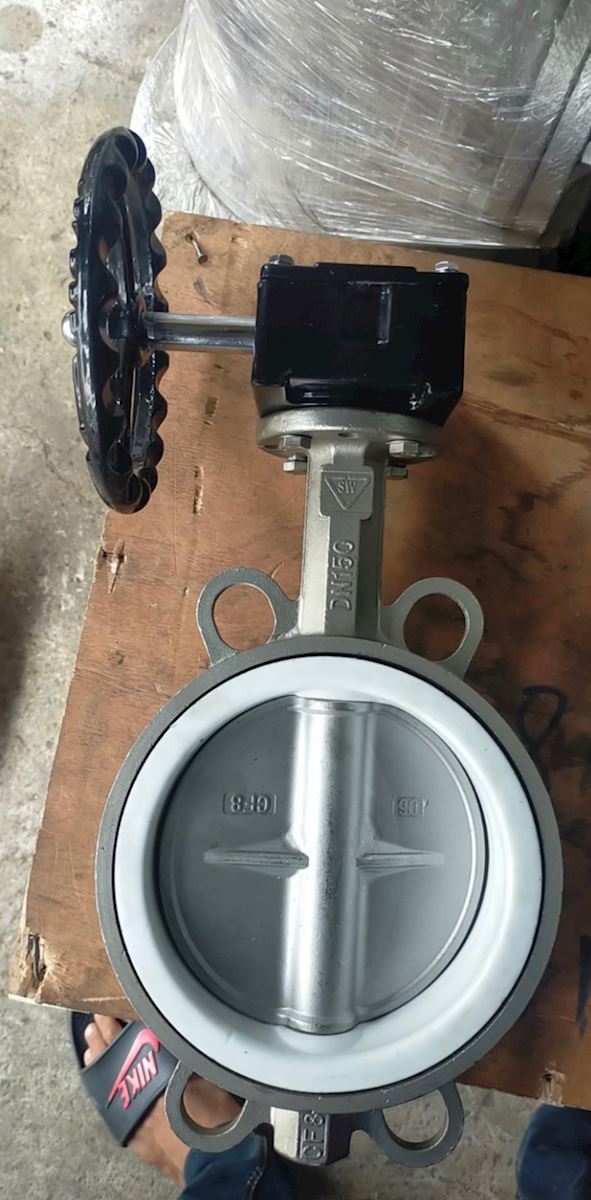 Van Bướm Inox
